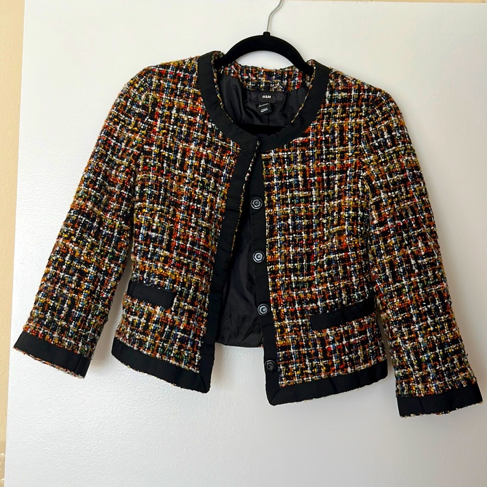 Tweed / Boucle cropped jacket